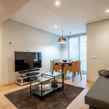 Primrose 1Br Delight W Parking By Lovelystay Порто Екстериор снимка