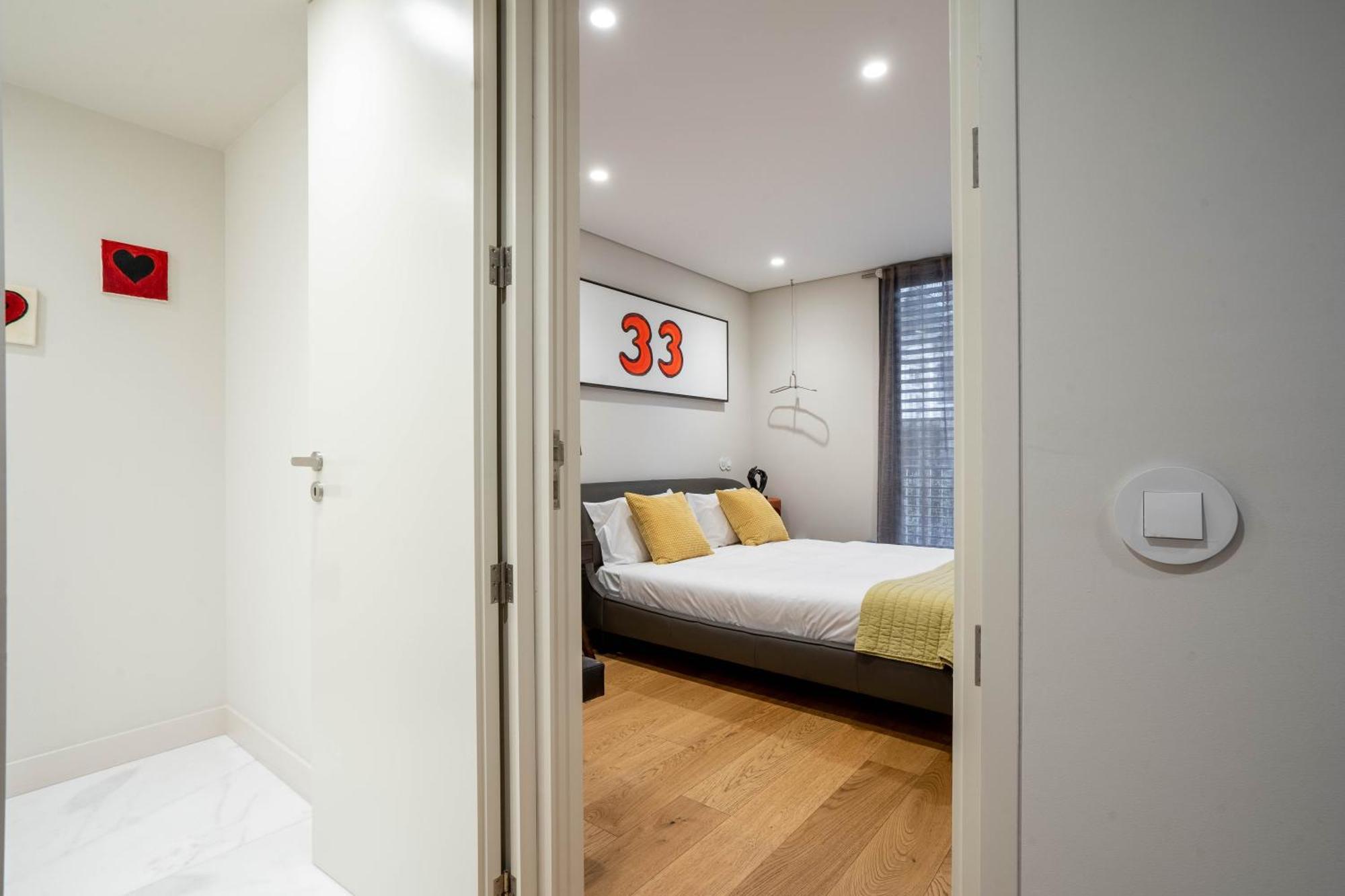 Primrose 1Br Delight W Parking By Lovelystay Порто Екстериор снимка